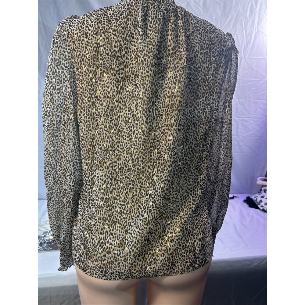 CeCe Leopard Print Blouse - Picture 7 of 16